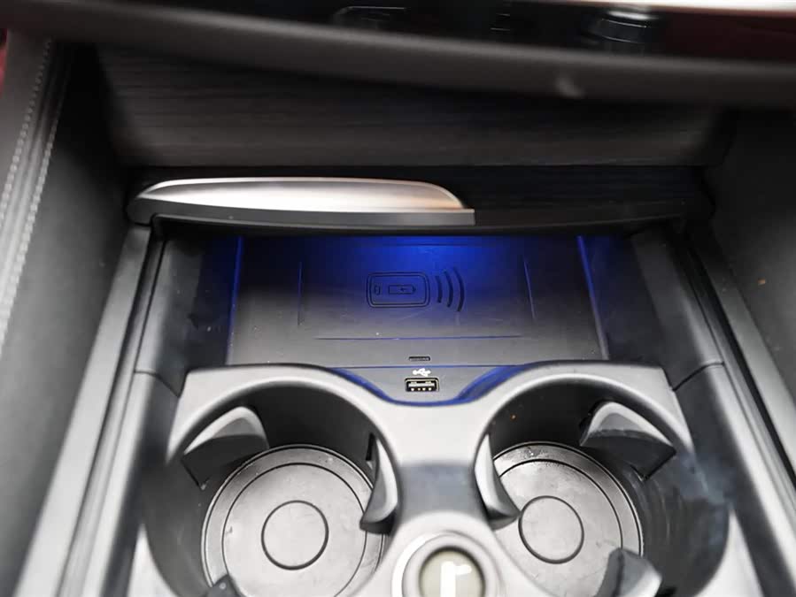 BMW 5 Series 2022 — фото 10