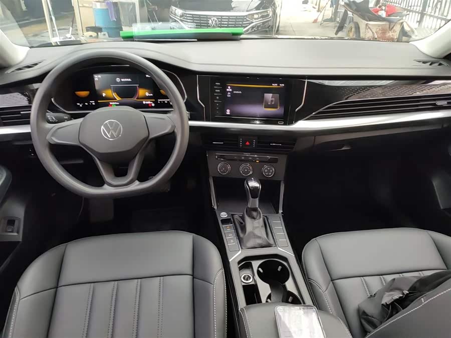 Volkswagen Passat 2022