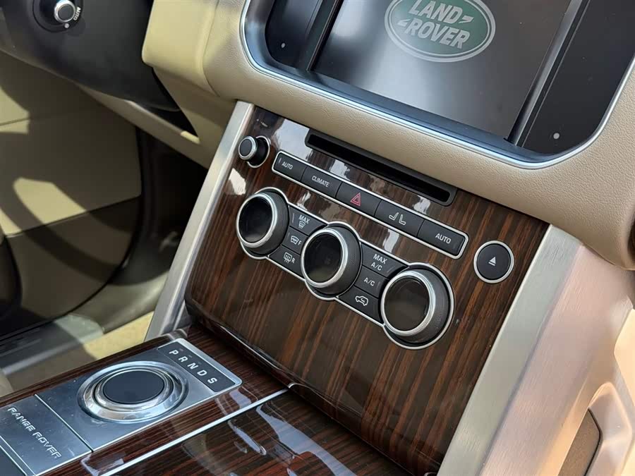 Land Rover Range Rover 2016 — фото 21