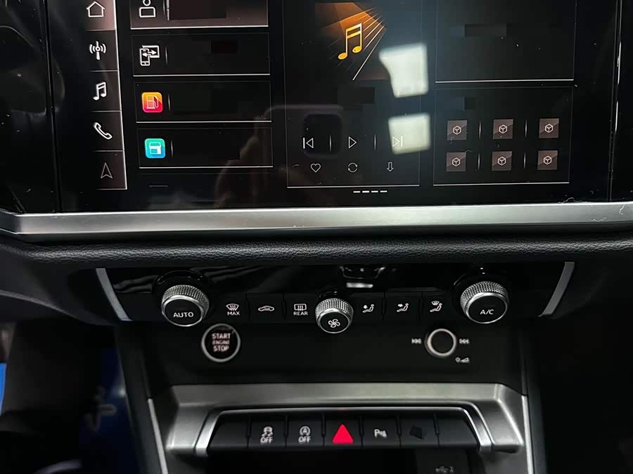 Audi Q3 2022 — фото 15
