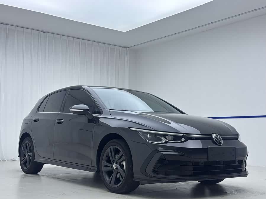 Volkswagen Golf 2021