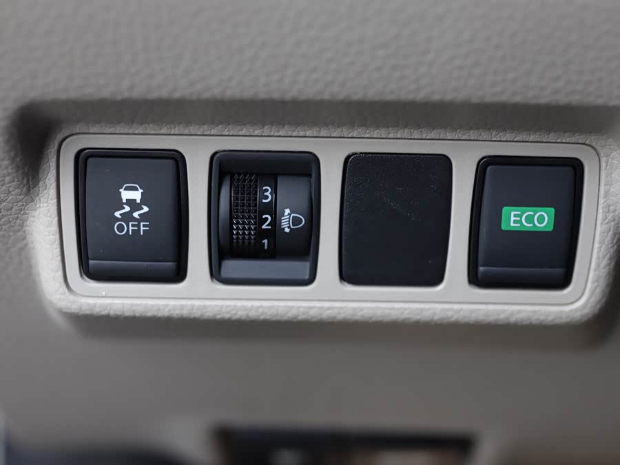 Nissan Sylphy 2016 — фото 18