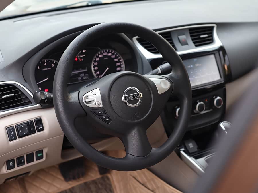 Nissan Sylphy 2016 — фото 21