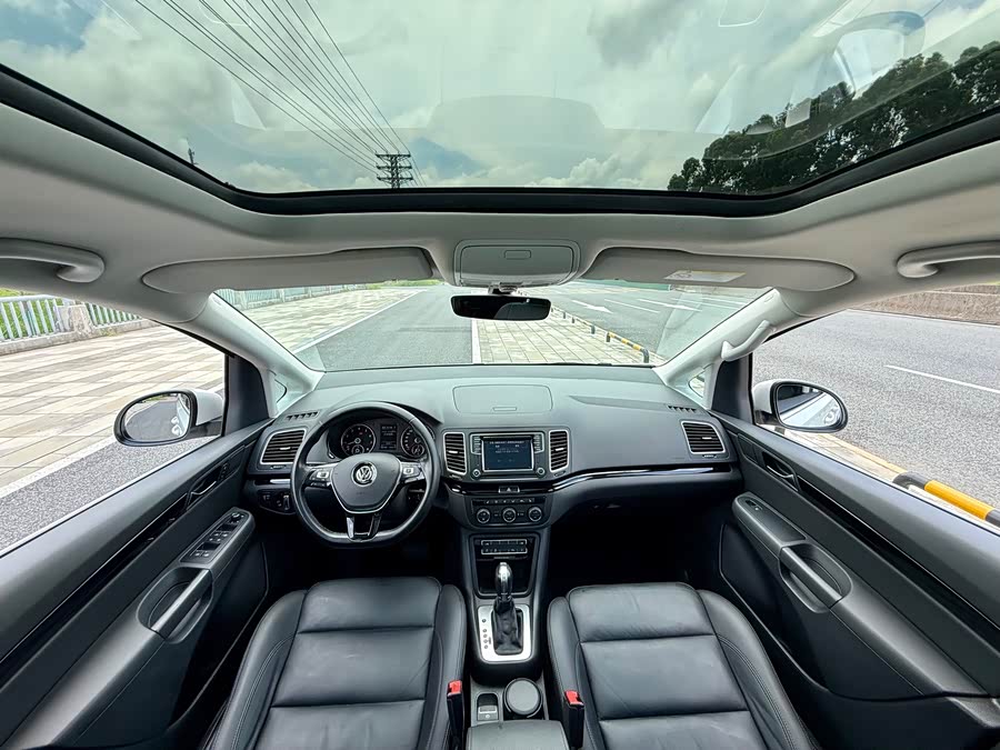 Volkswagen Sharan 2018 — фото 12