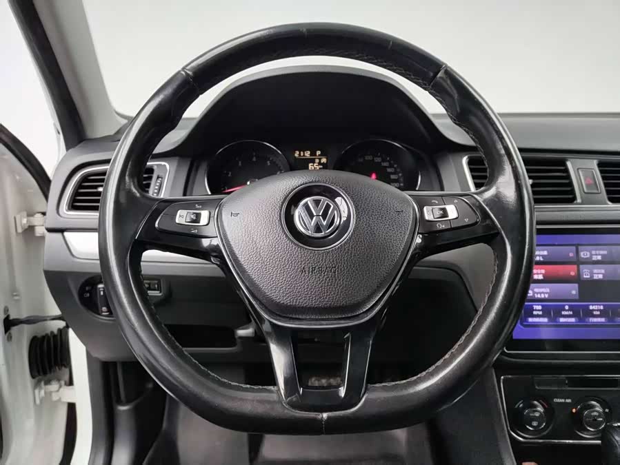 Volkswagen Gran Lavida 2017 — фото 17