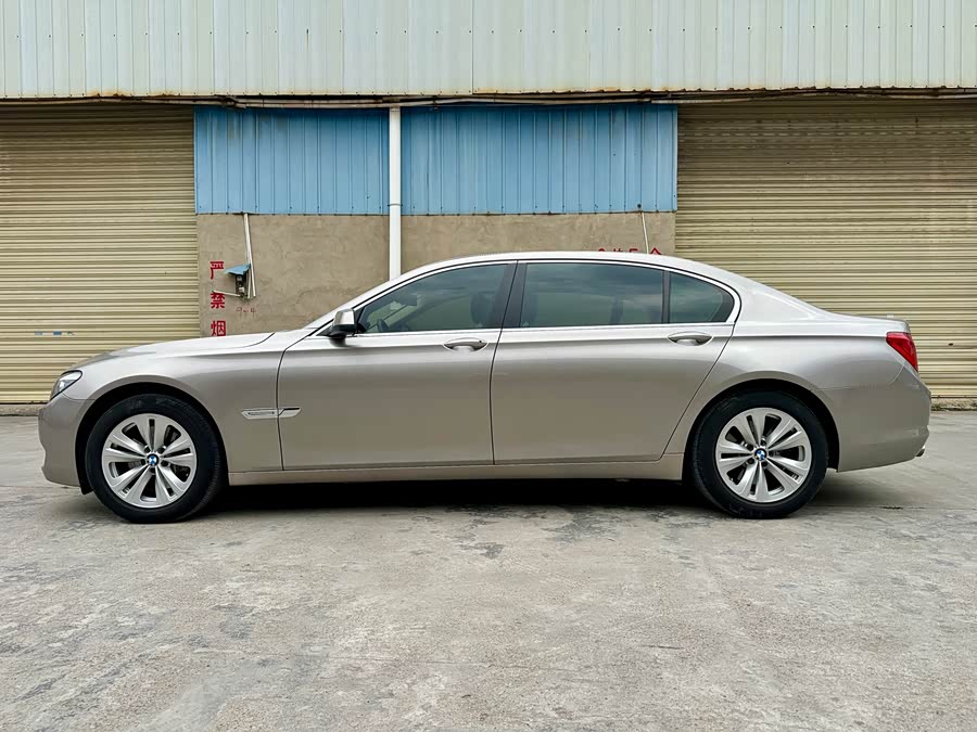 BMW 7 Series 2011