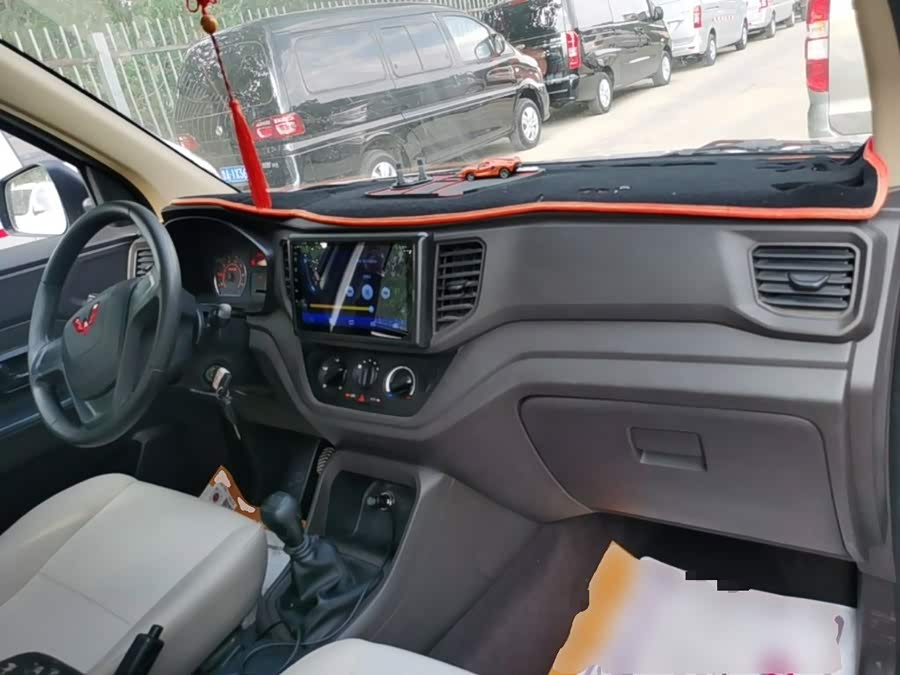 Wuling Hongguang V 2022 — фото 10