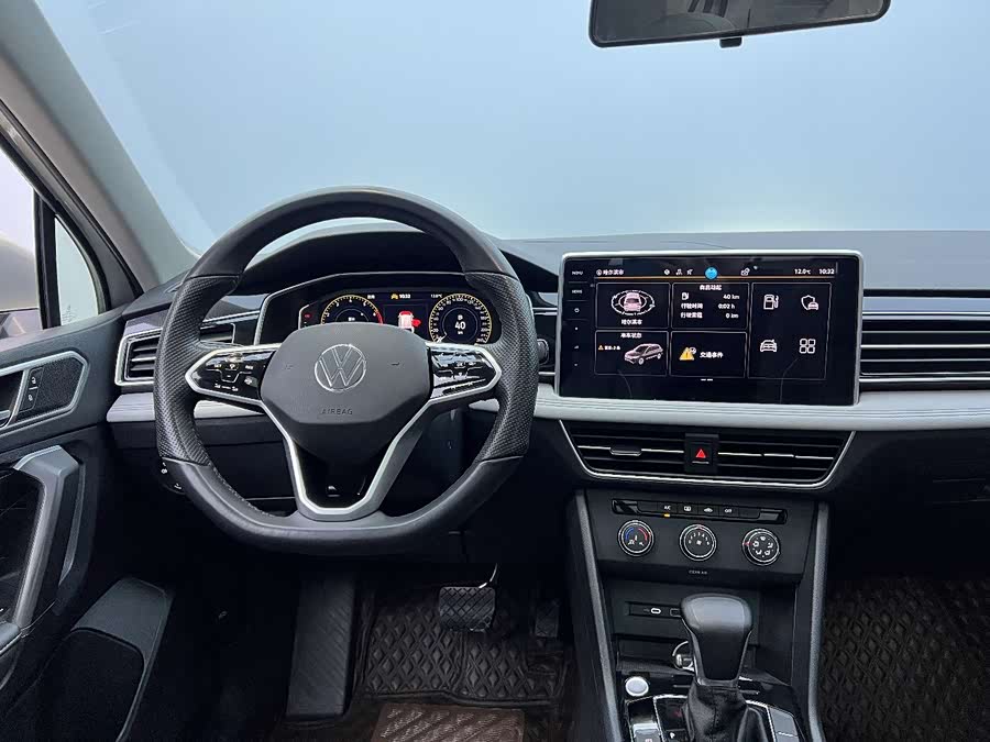 Volkswagen Tiguan L 2023