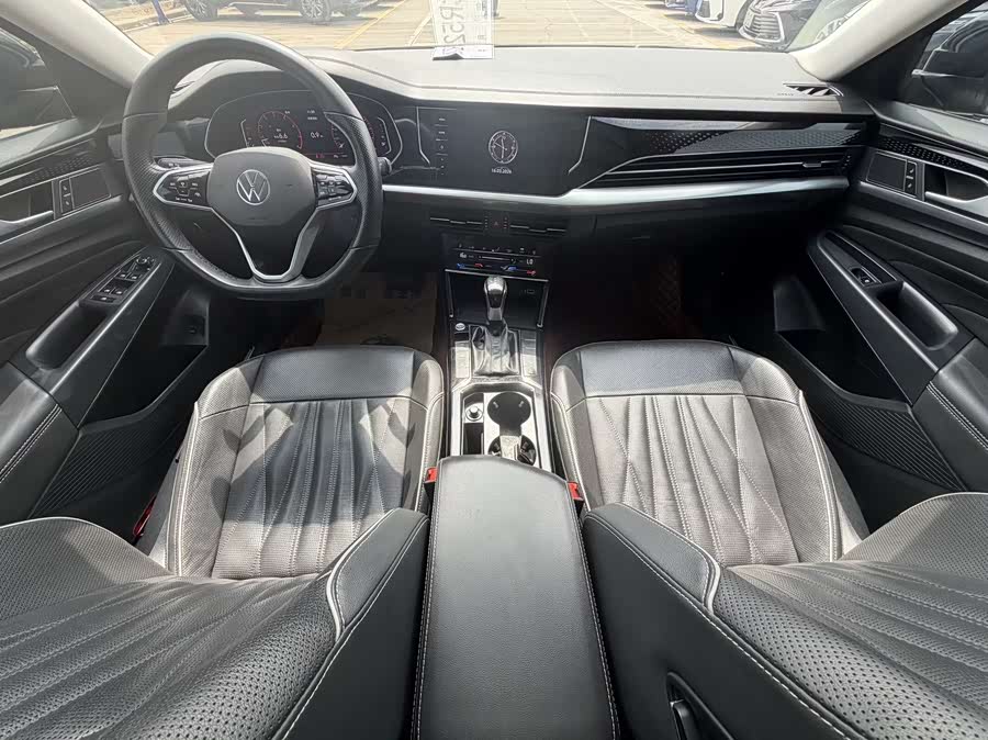 Volkswagen Passat 2023 — фото 15