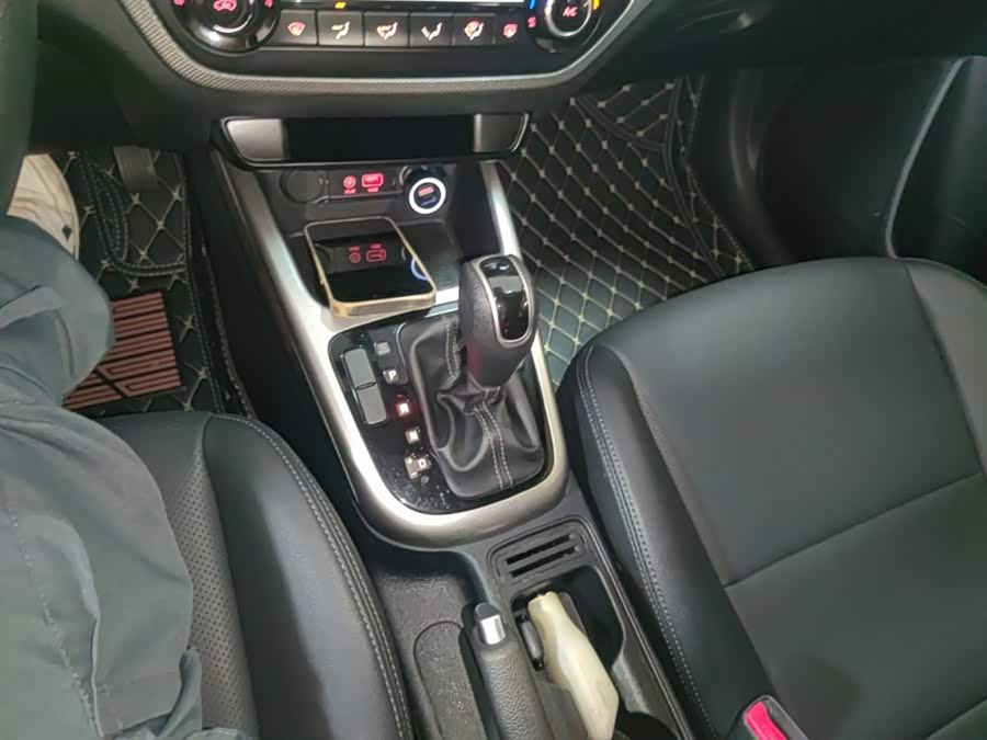 Kia KX3 Proud Running 2017 — фото 14