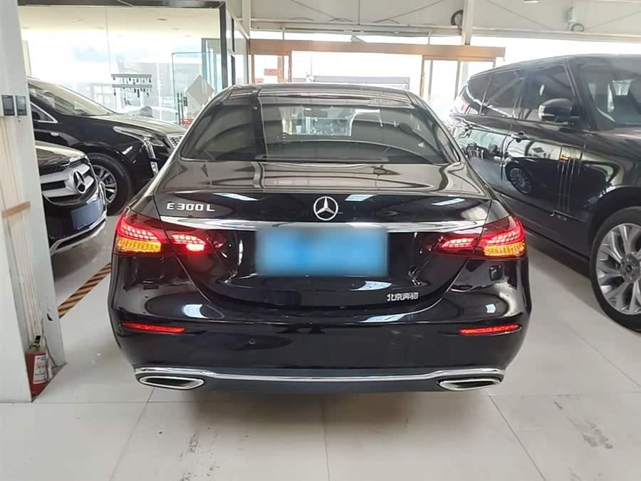 Mercedes-Benz E-Class 2021