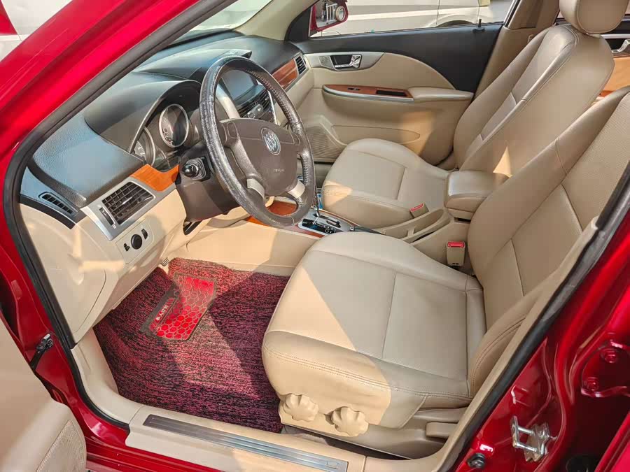 Buick Excelle 2013