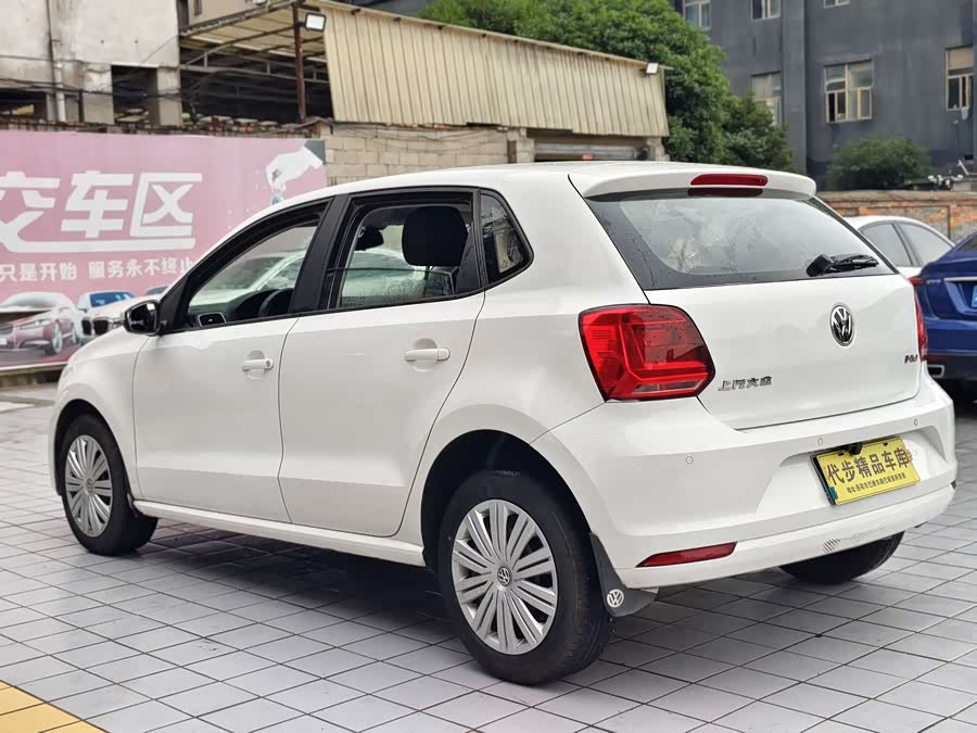 Volkswagen Polo 2016 — фото 18