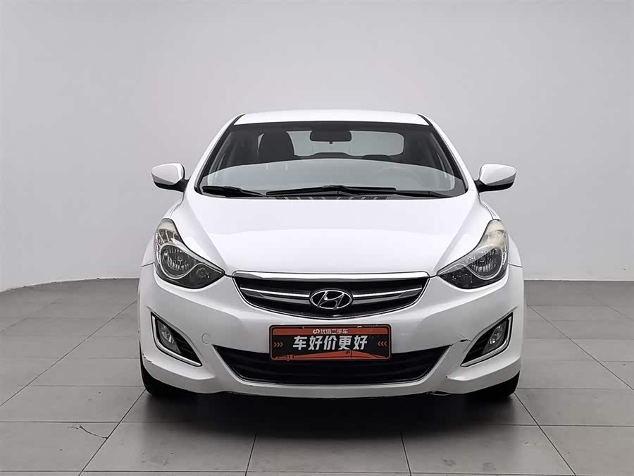Hyundai Elantra 2015