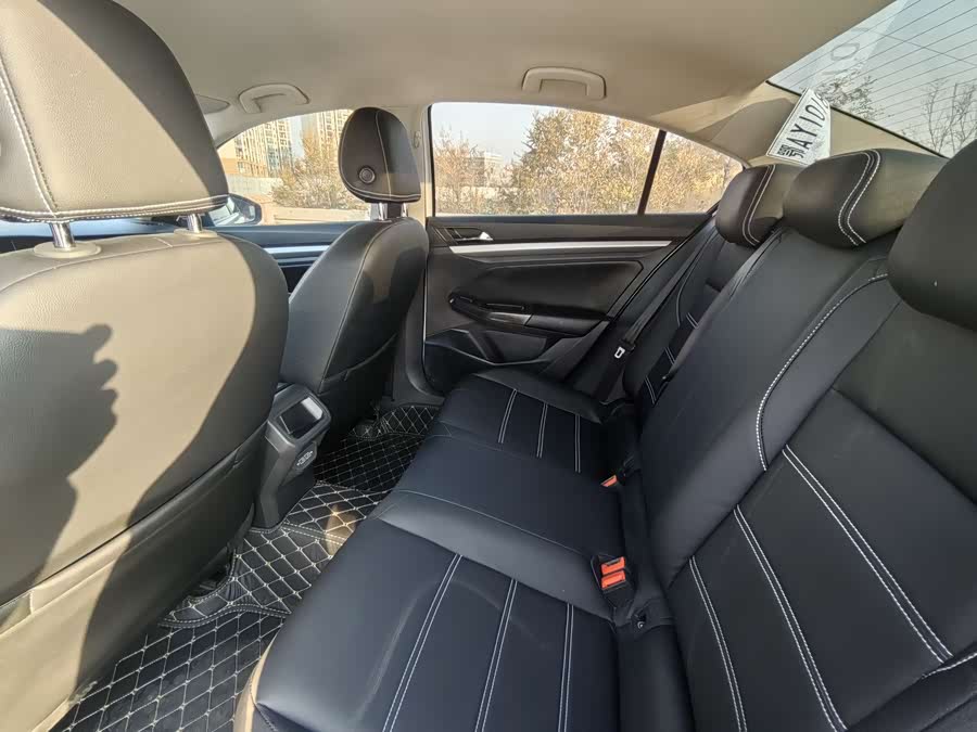 Volkswagen Bora 2021