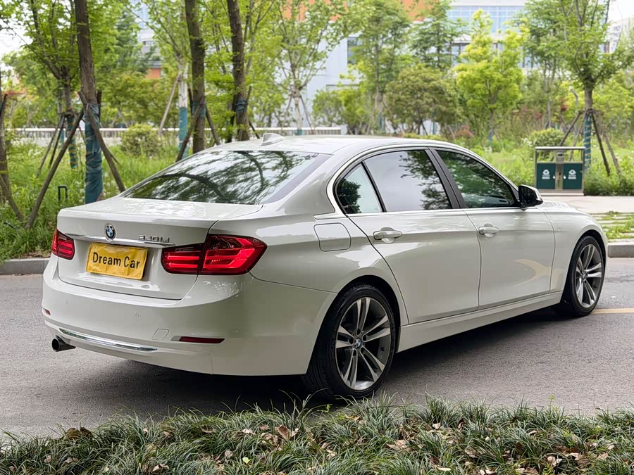 BMW 3 Series 2015 — фото 10