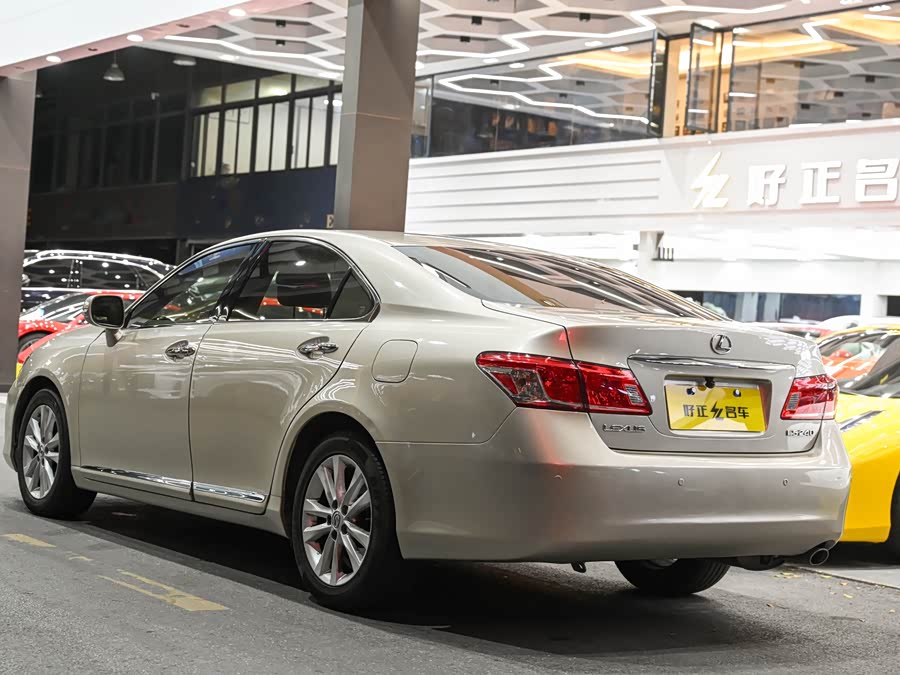 Lexus ES 2010
