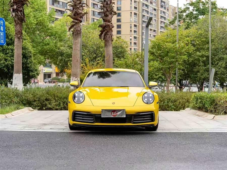 Porsche 911 2020