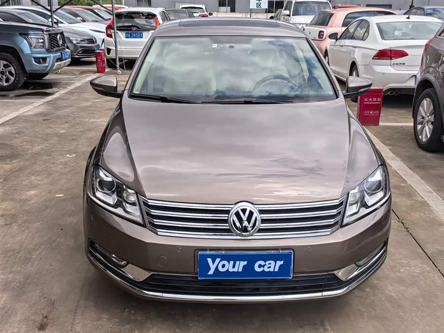 Volkswagen Magotan 2013
