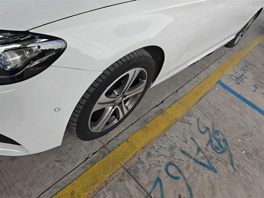 Mercedes-Benz E-Class 2016 — фото 25