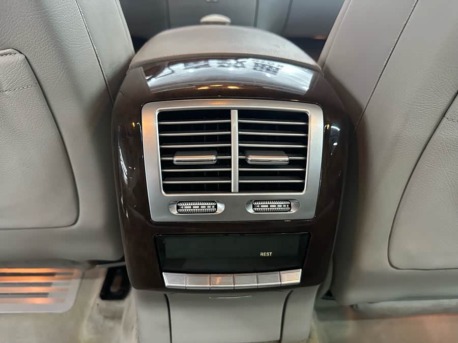 Mercedes-Benz S-Class 2010 — фото 12