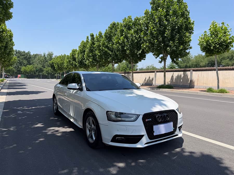 Audi A4L 2013