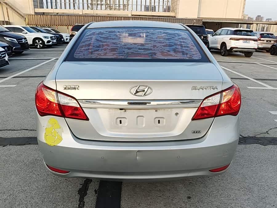 Hyundai Joyful 2011