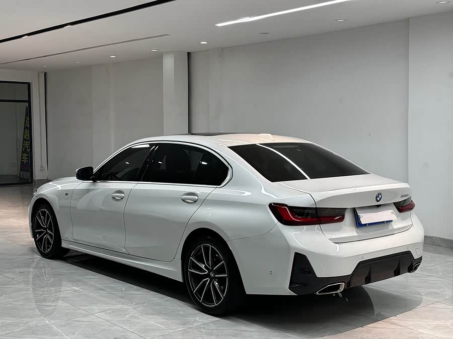 BMW 3 Series 2023