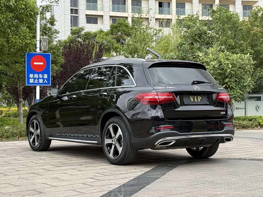 Mercedes-Benz GLC 2019