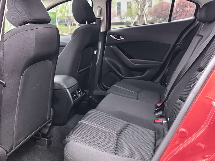 Mazda 3 Angkesela 2017