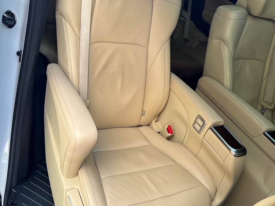 Toyota Alphard 2015 — фото 10