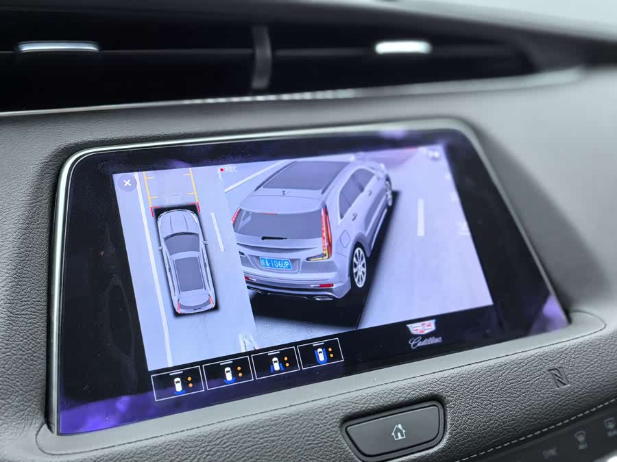 Cadillac XT4 2021 — фото 10