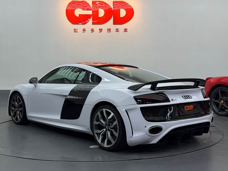 Audi R8 2010