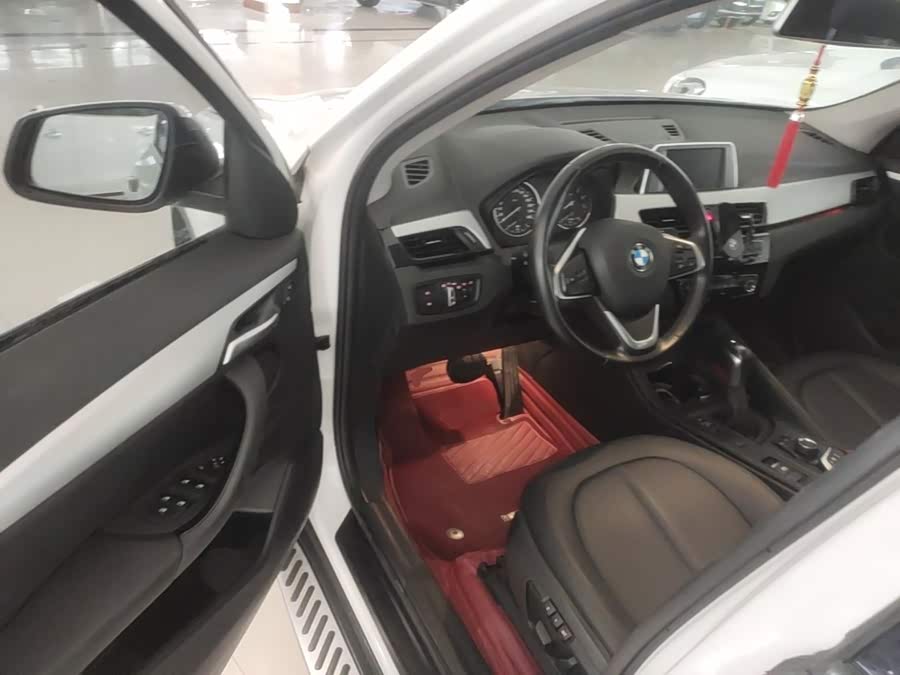 BMW X1 2018 — фото 16