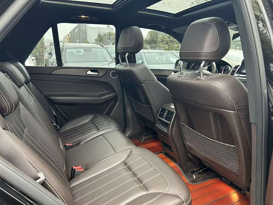 Mercedes-Benz GLE 2019 — фото 13