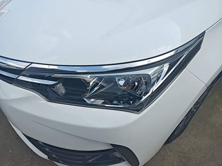 Toyota Corolla 2017 — фото 24