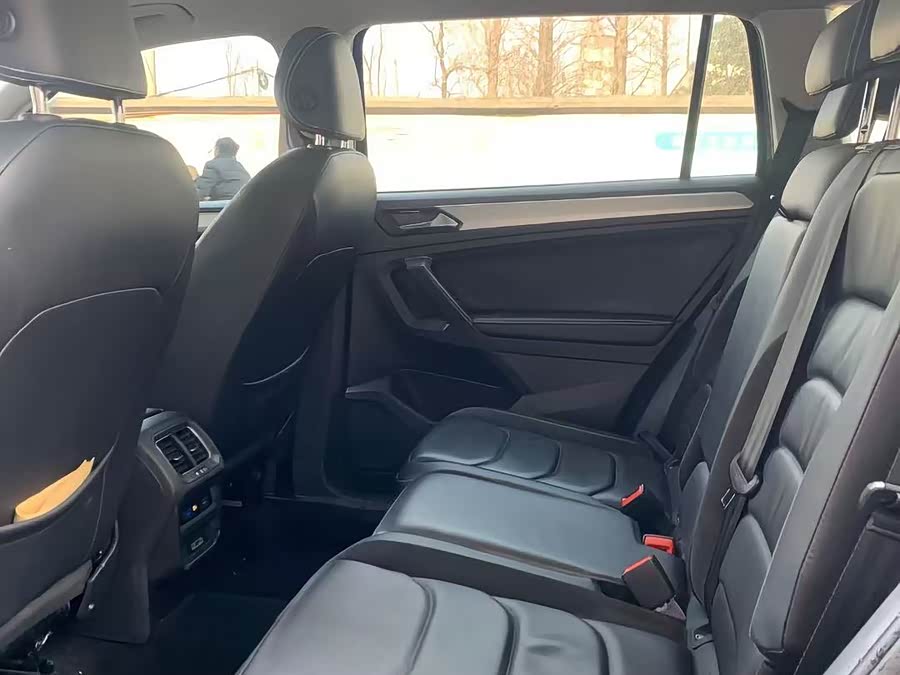 Volkswagen Tiguan L 2018