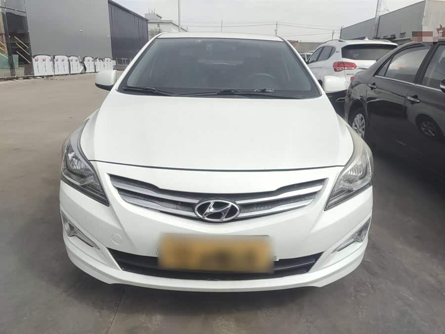 Hyundai Accent 2014