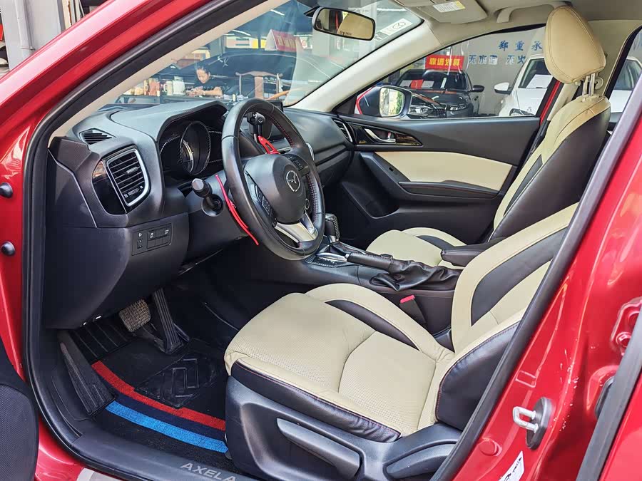 Mazda 3 Angkesela 2014
