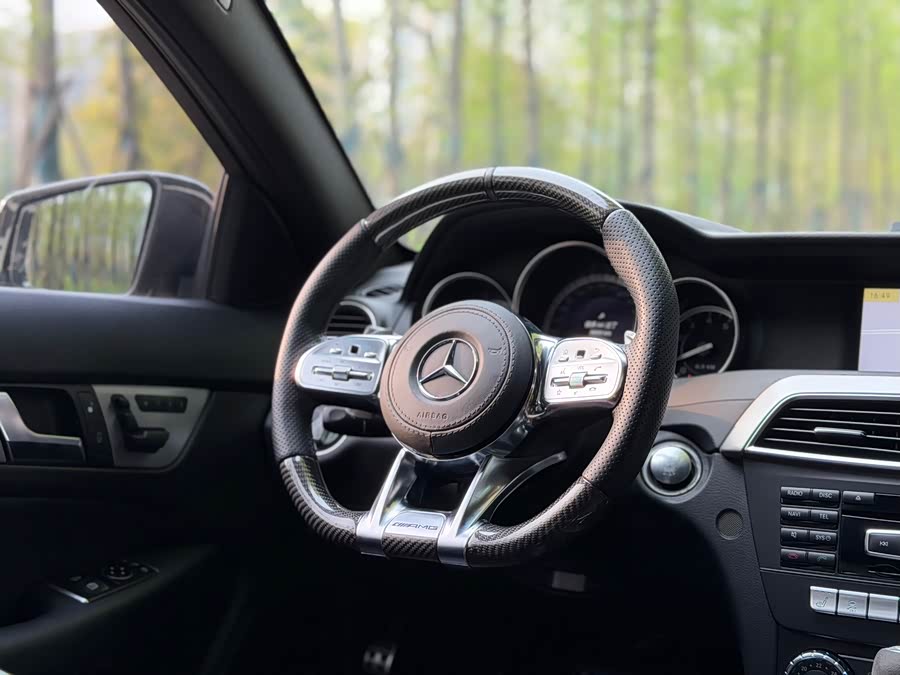 Mercedes-Benz C-Class AMG 2012 — фото 16