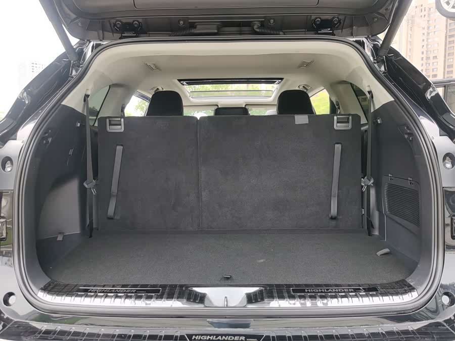 Toyota Highlander 2024 — фото 10