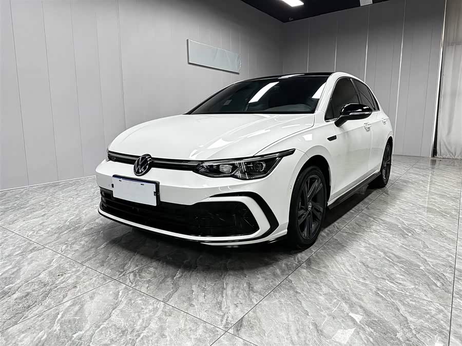 Volkswagen Golf 2023