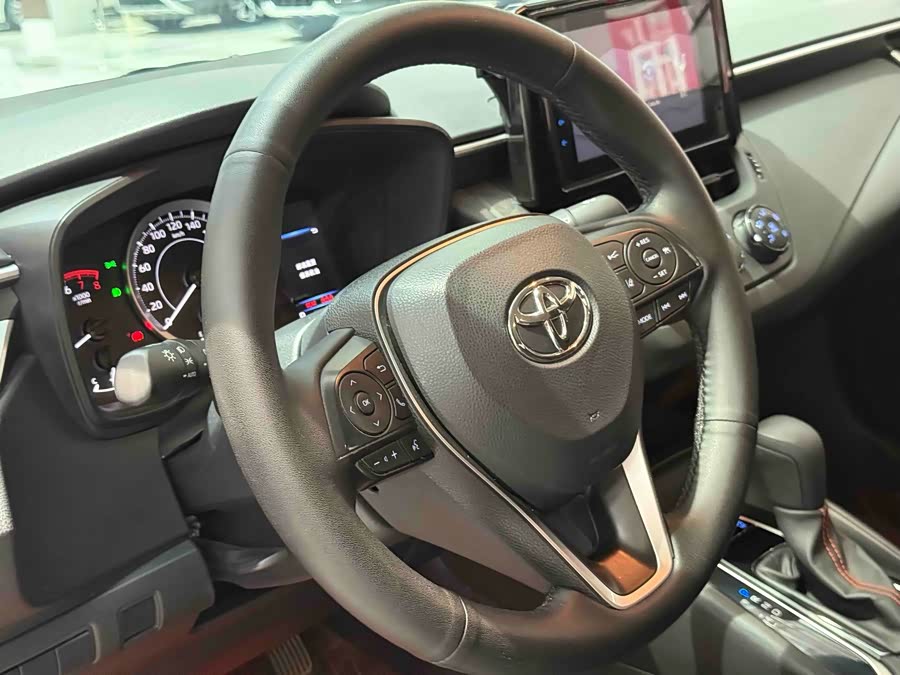 Toyota Corolla 2021 — фото 11