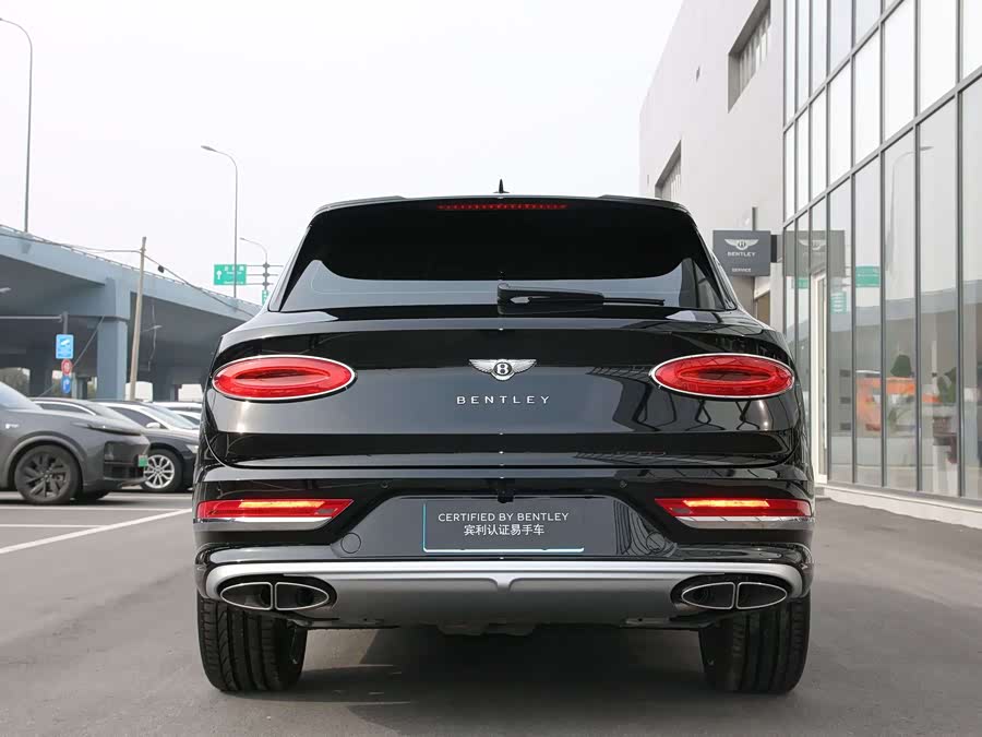 Bentley Bentayga 2023