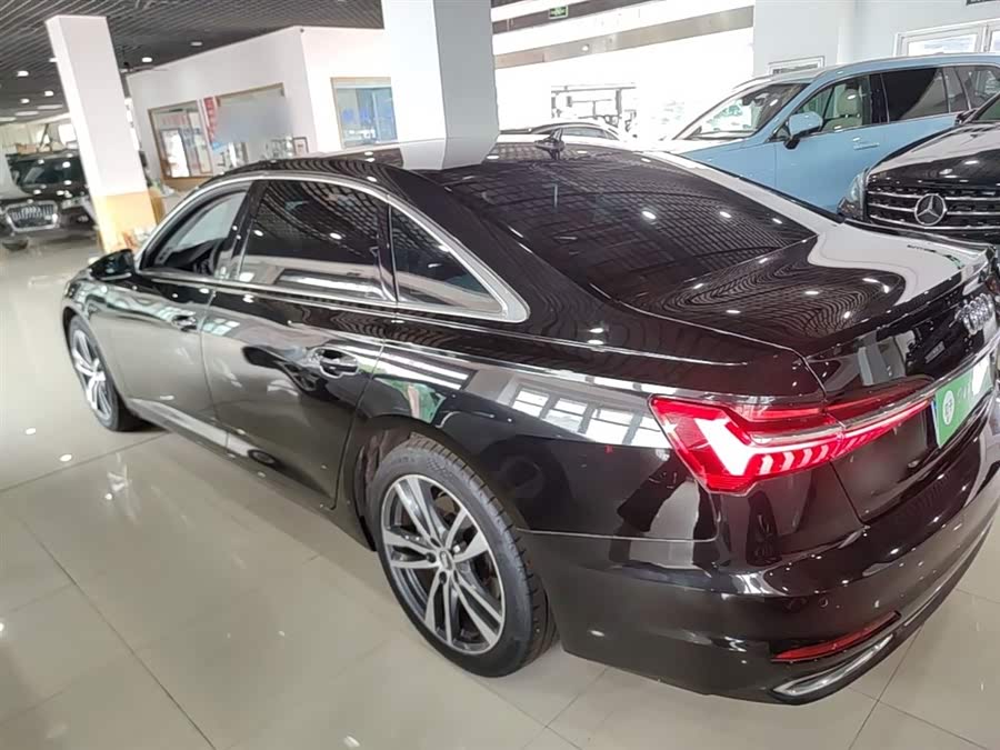 Audi A6L 2021