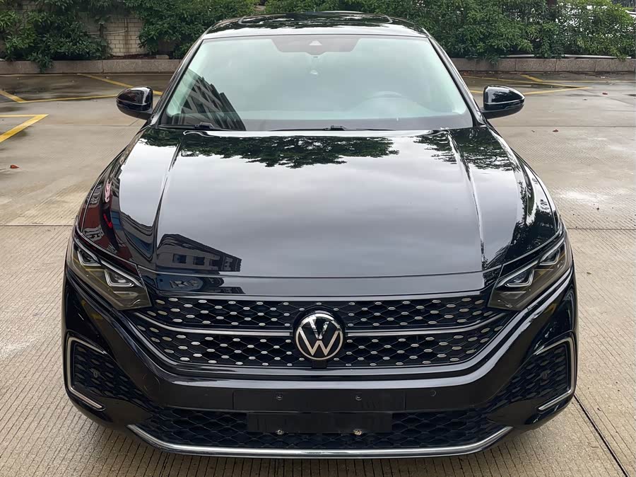 Volkswagen Passat 2022
