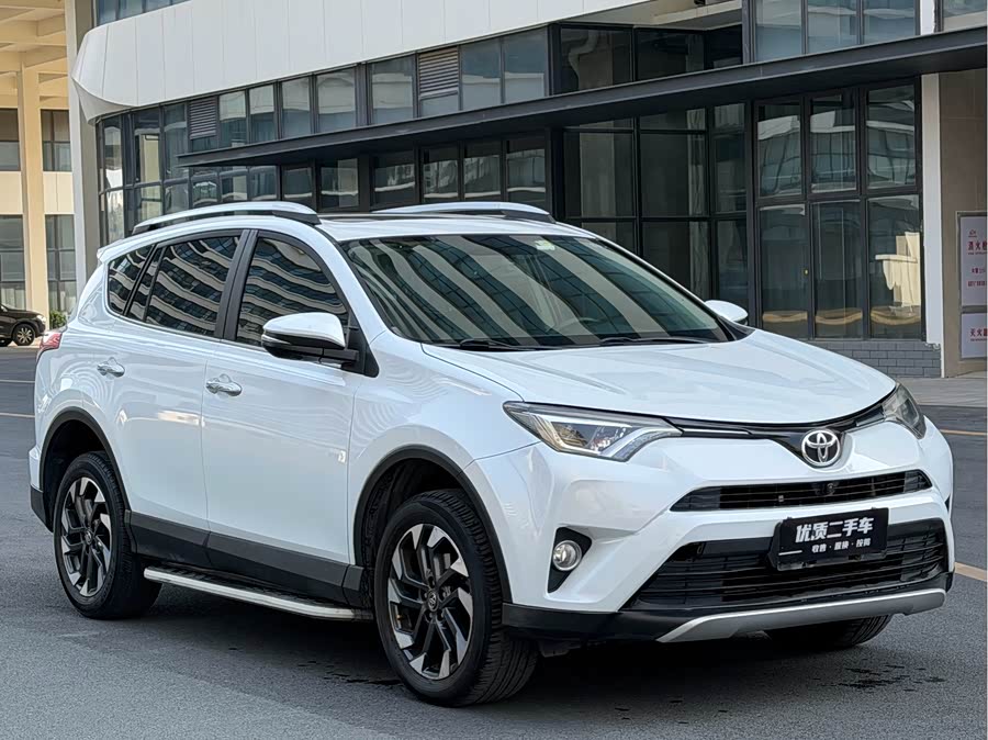 Toyota RAV4 2016