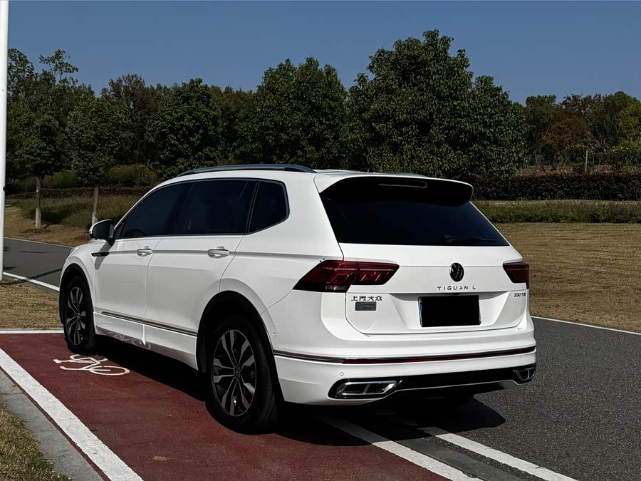 Volkswagen Tiguan L 2022