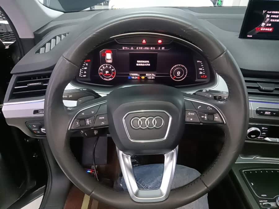 Audi Q7 2018 — фото 11