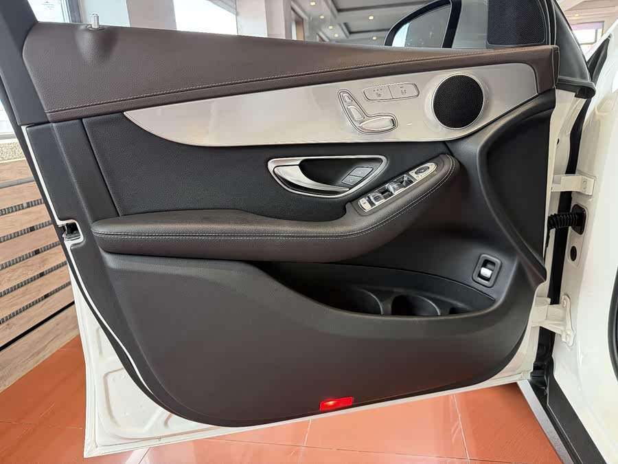 Mercedes-Benz GLC 2020